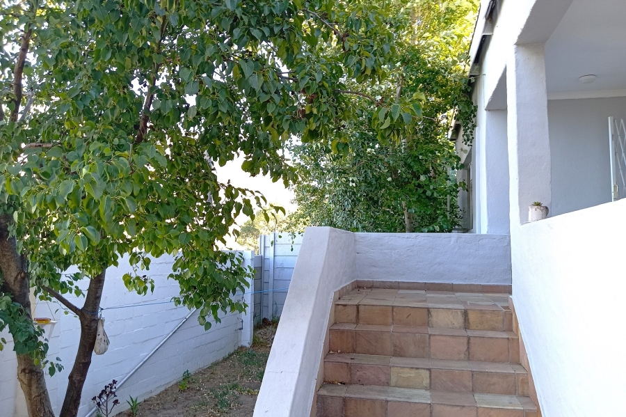 2 Bedroom Property for Sale in Pniel Western Cape